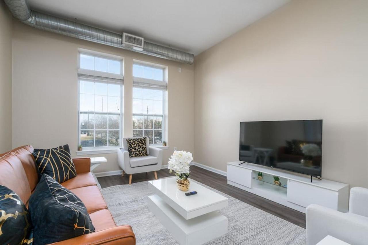 Private Bedroom Downtown Indy - Shared Indianapolis Exterior foto